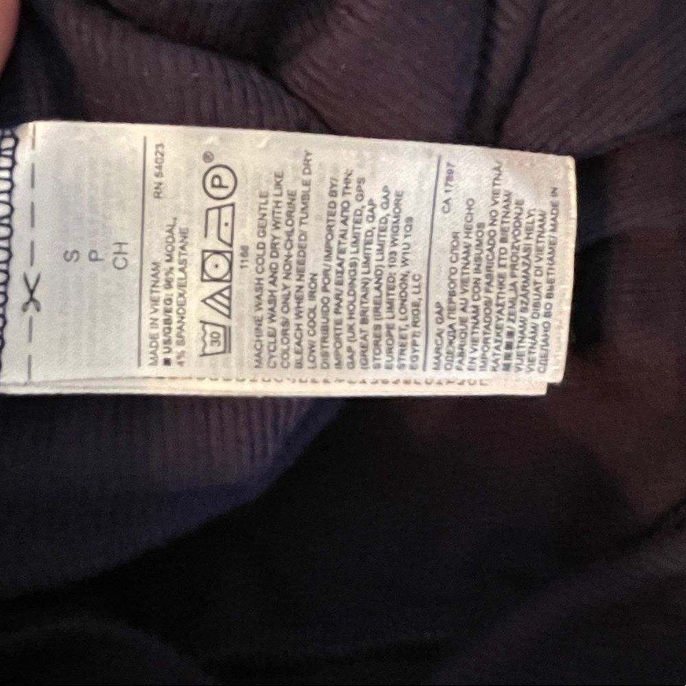 GAP Navy Sweater - Picture 6 of 9